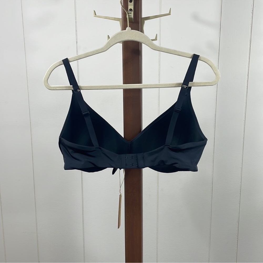 SKIMS NWT Wireless Form Plunge Push-Up Bra Onyx Black 32DD (1891) - Picture 3 of 6